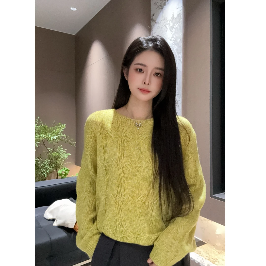 宿慕SUMU女士复古麻花圆领毛衣9-20秋季2025慵懒显瘦针织衫28359