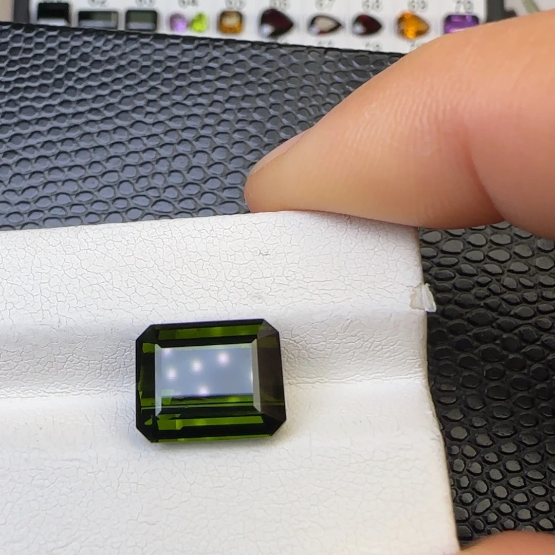 碧玺珠宝半成品未镶嵌天然7.1克拉