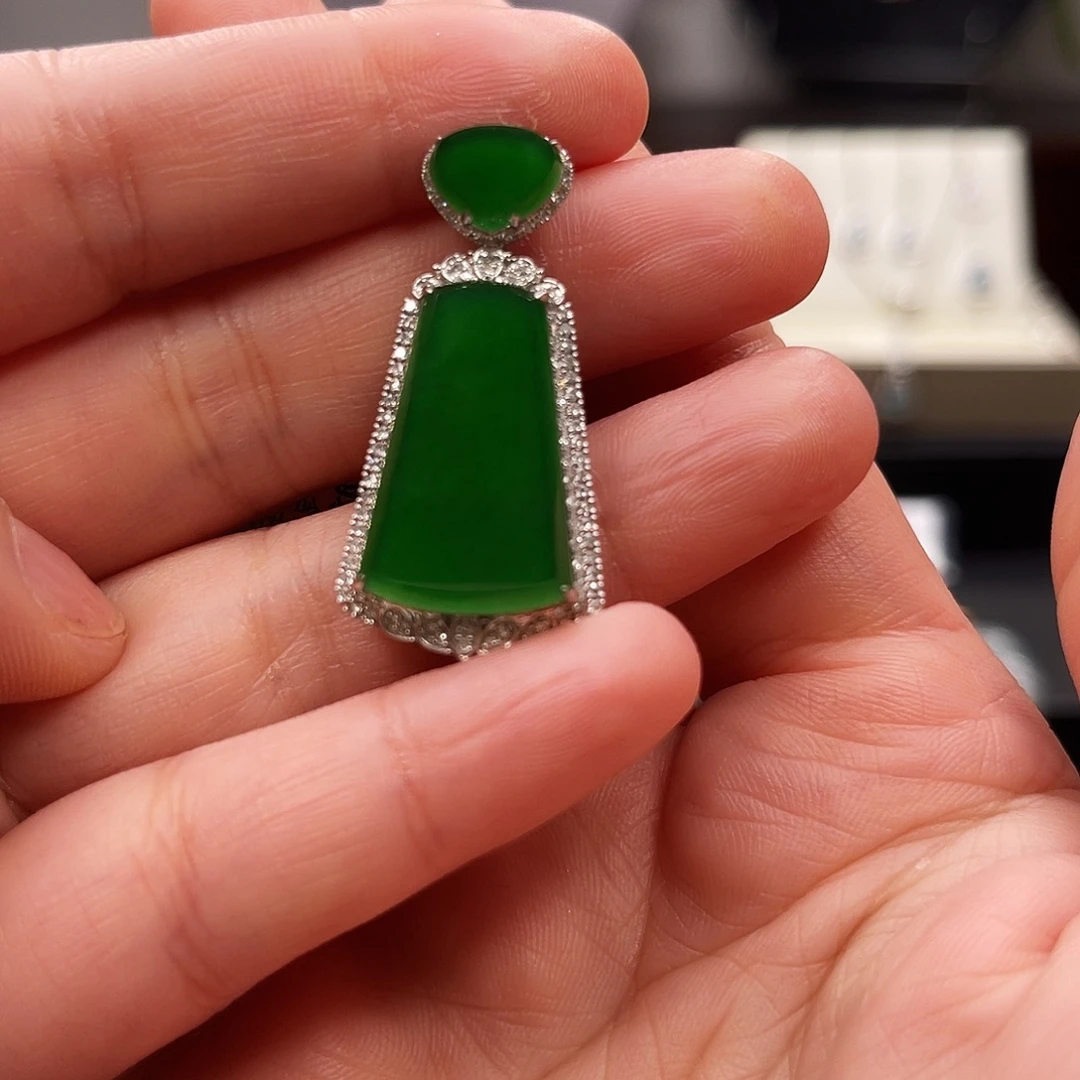 翡翠18K金镶嵌吊坠(不含链)