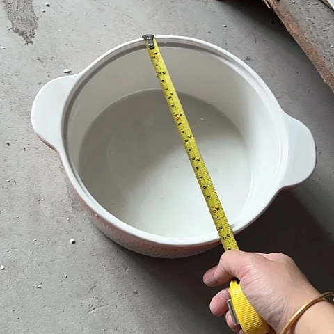 微瑕，不能明火，口径23，高9变形浮雕粉