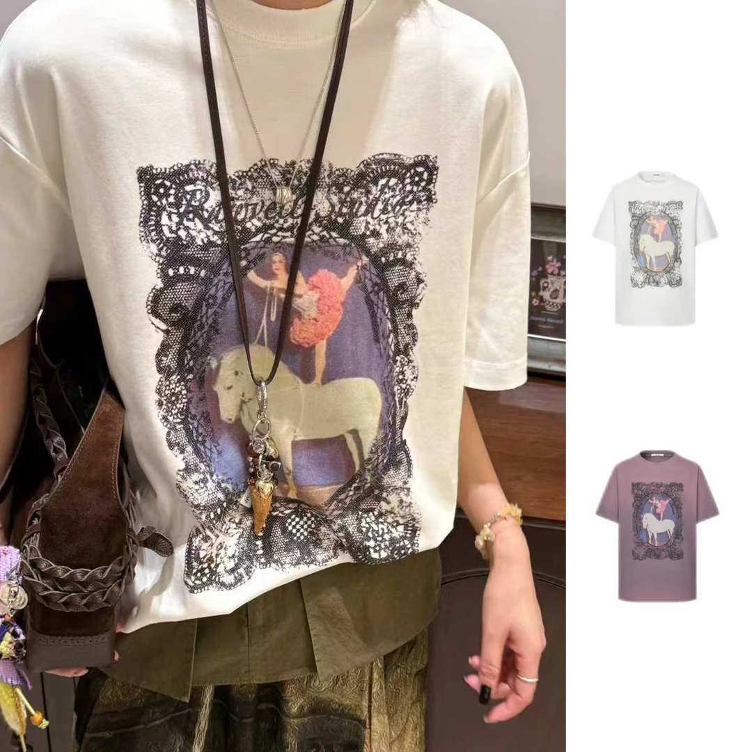 RAWVEIL 【绮梦戏马】复古蕾丝印花T恤——黑鸭子买手店