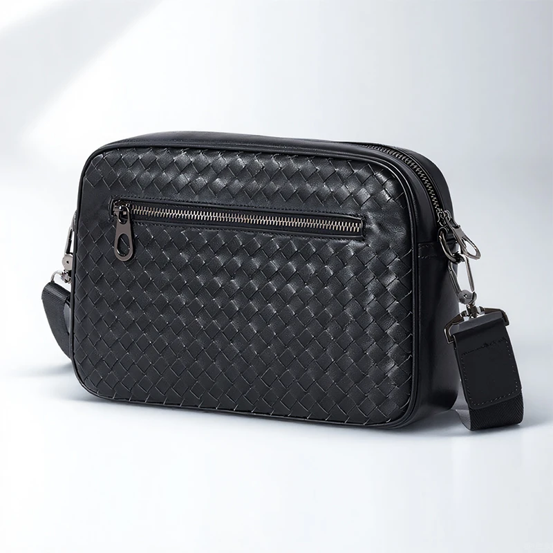 男士包真皮单肩包时尚休闲斜挎包编织纹百搭背包商务潮流手拿包