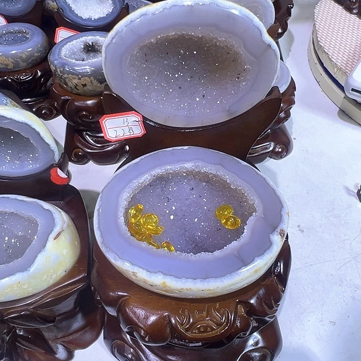 未镶嵌水晶珠宝半成品