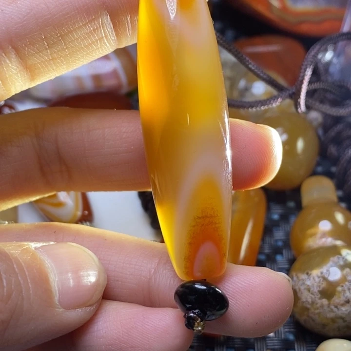 玛瑙/玉髓颈饰未镶嵌金*哥