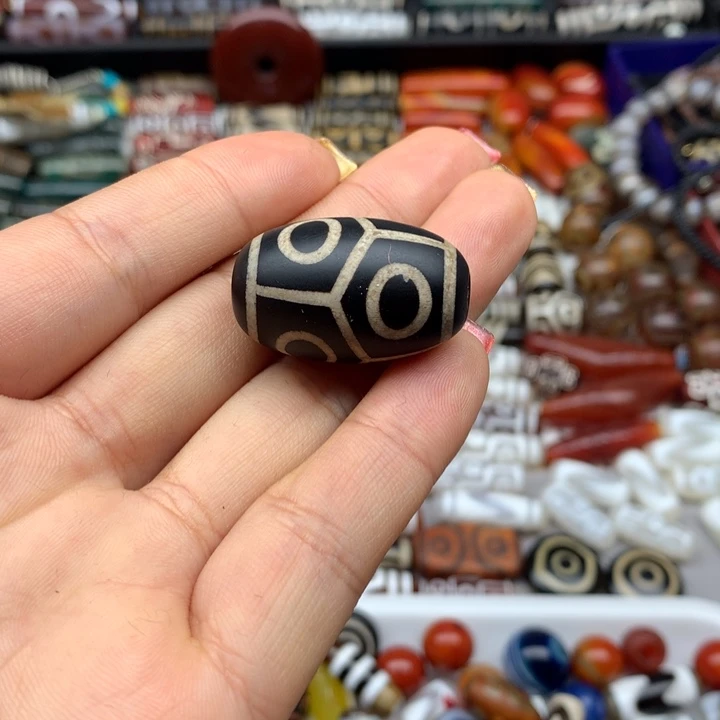 玛瑙/玉髓未镶嵌吊坠(赠链)