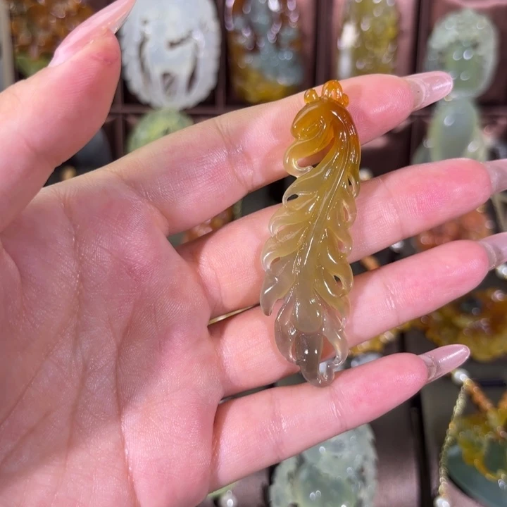 蛇纹石玉合金颈饰