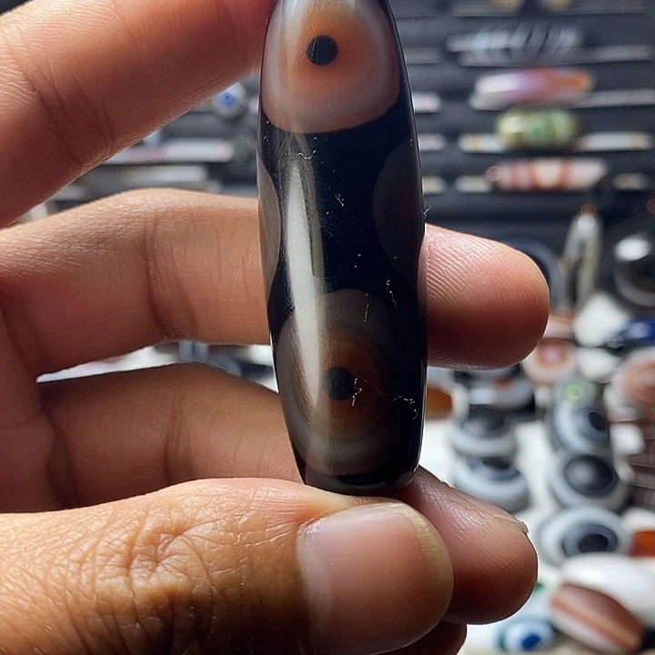 未镶嵌颈饰玛瑙/玉髓年**娃