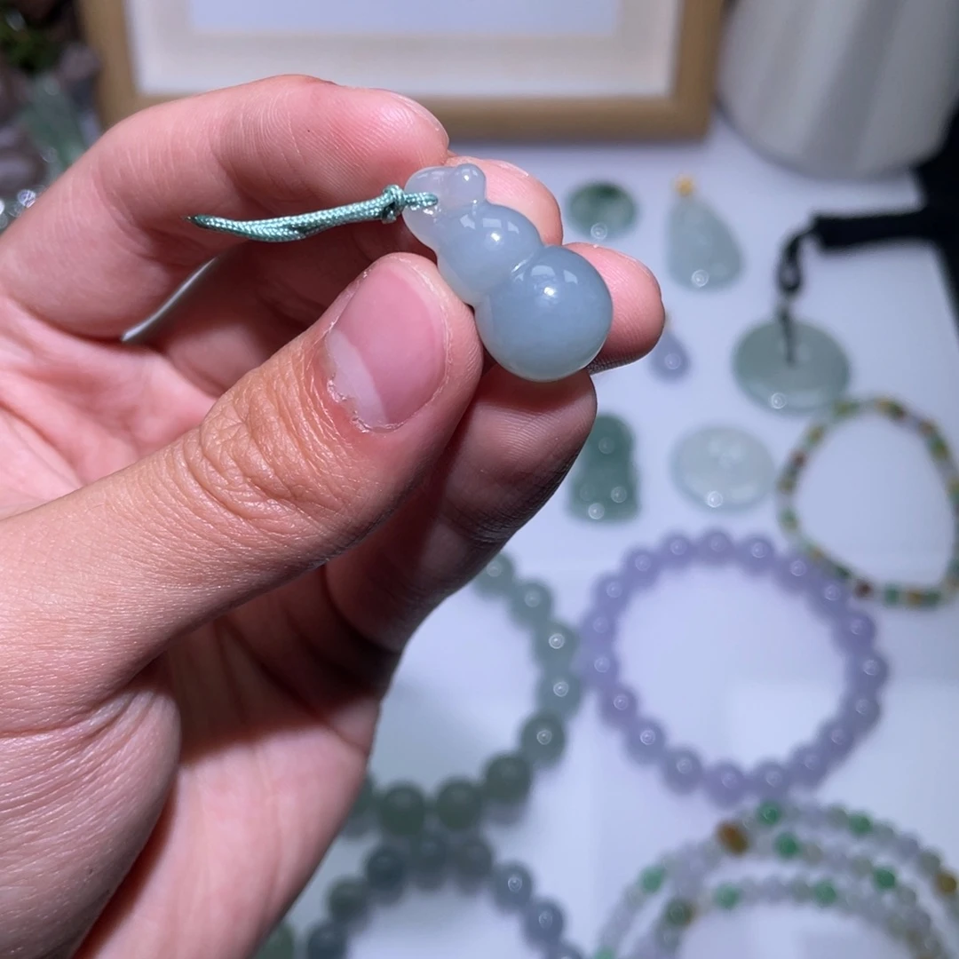 翡翠未镶嵌颈饰吊坠9