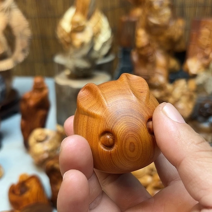 上***品柏木手把件的设计和制作