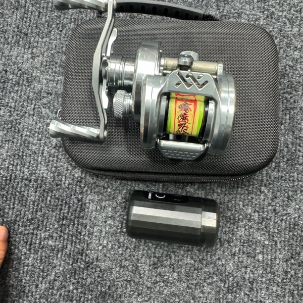 96#路亚鼓轮，龙泽二代DC101air左7极微痕迹无齿感书盒齐全