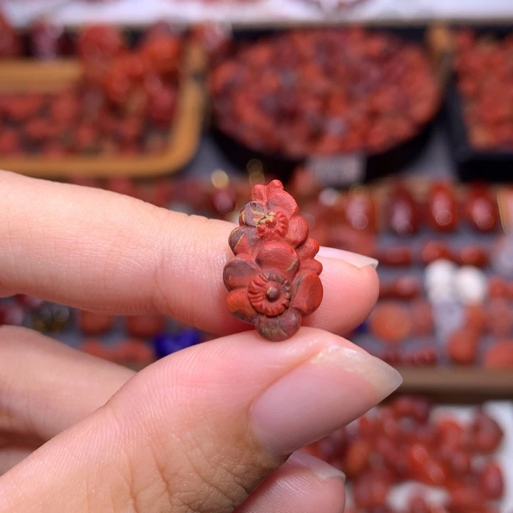 未镶嵌南红南红玛瑙包浆花花
