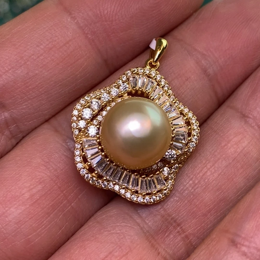 颈饰银S925镶嵌海水珍珠