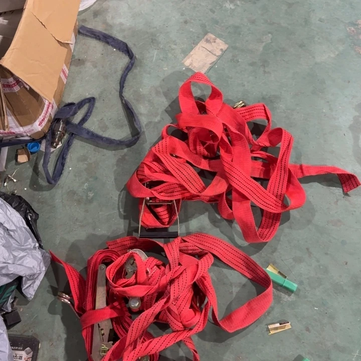 红色的刹车绳子一套