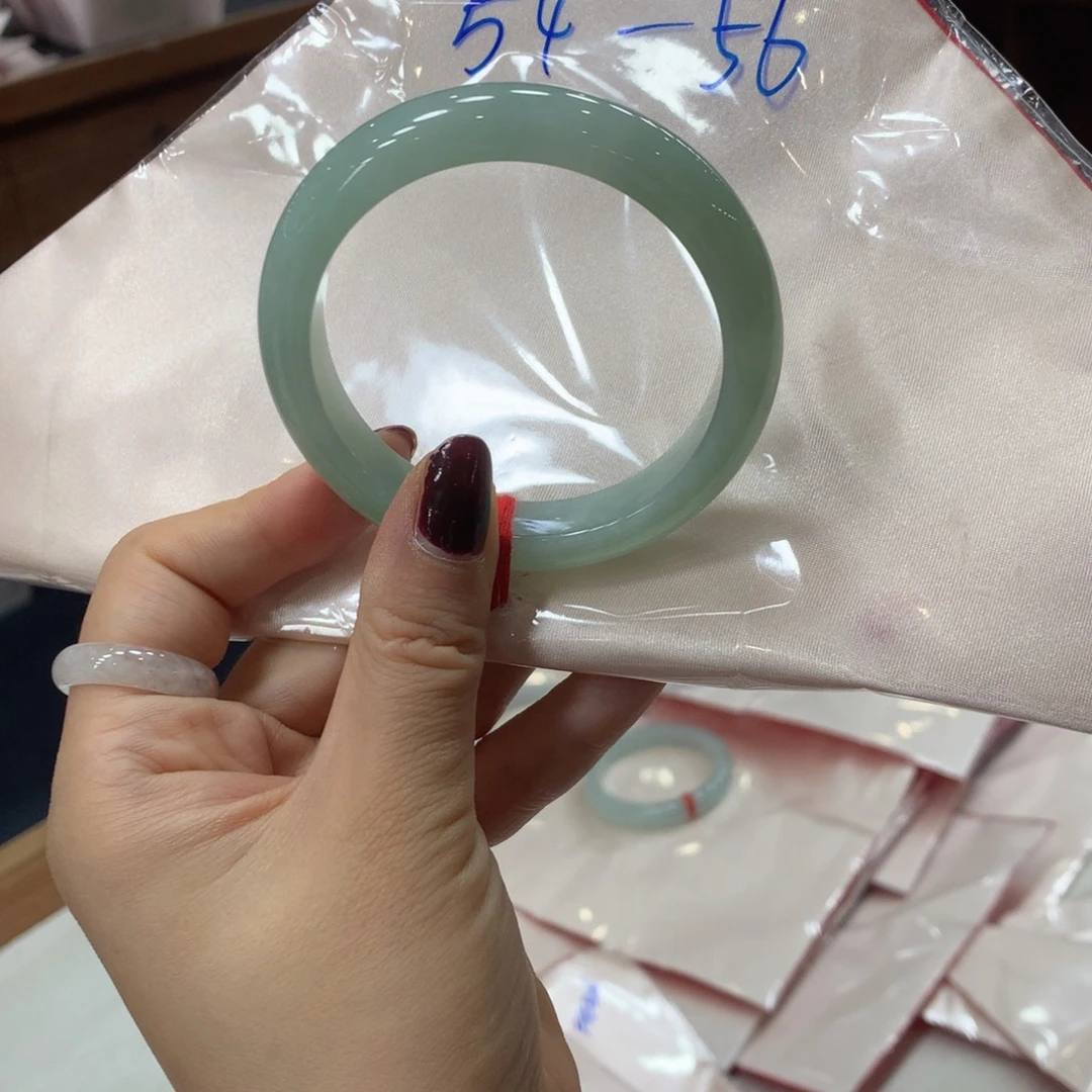 紫****翡翠未镶嵌手镯买断