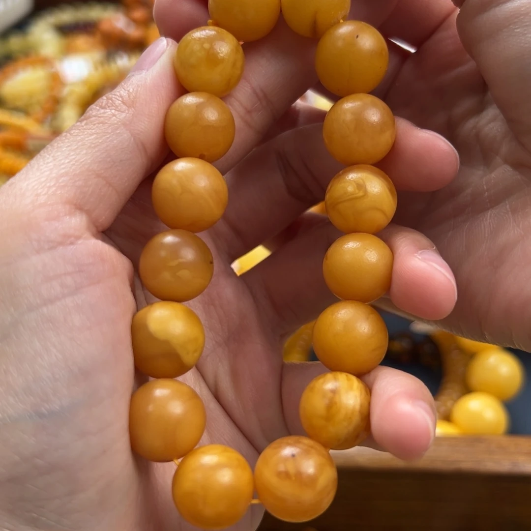 未镶嵌琥珀珠宝奇石