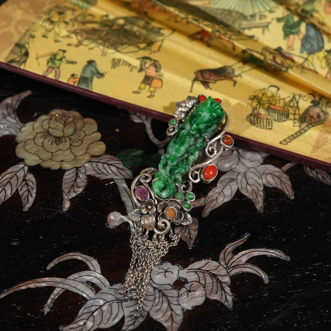 2.16香港王老板-翡翠镶嵌吊坠2t114