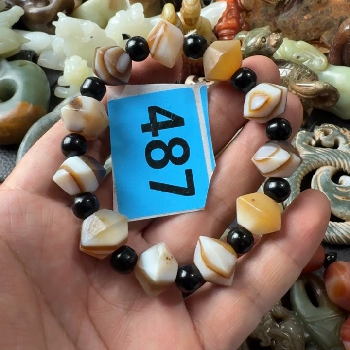 玛瑙/玉髓颈饰合金