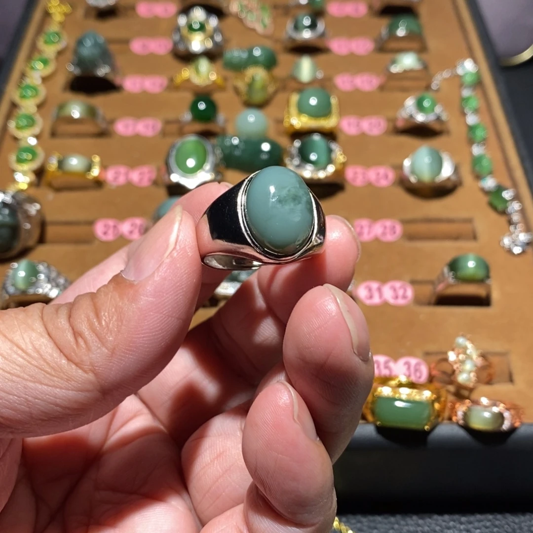 和田玉未镶嵌戒指