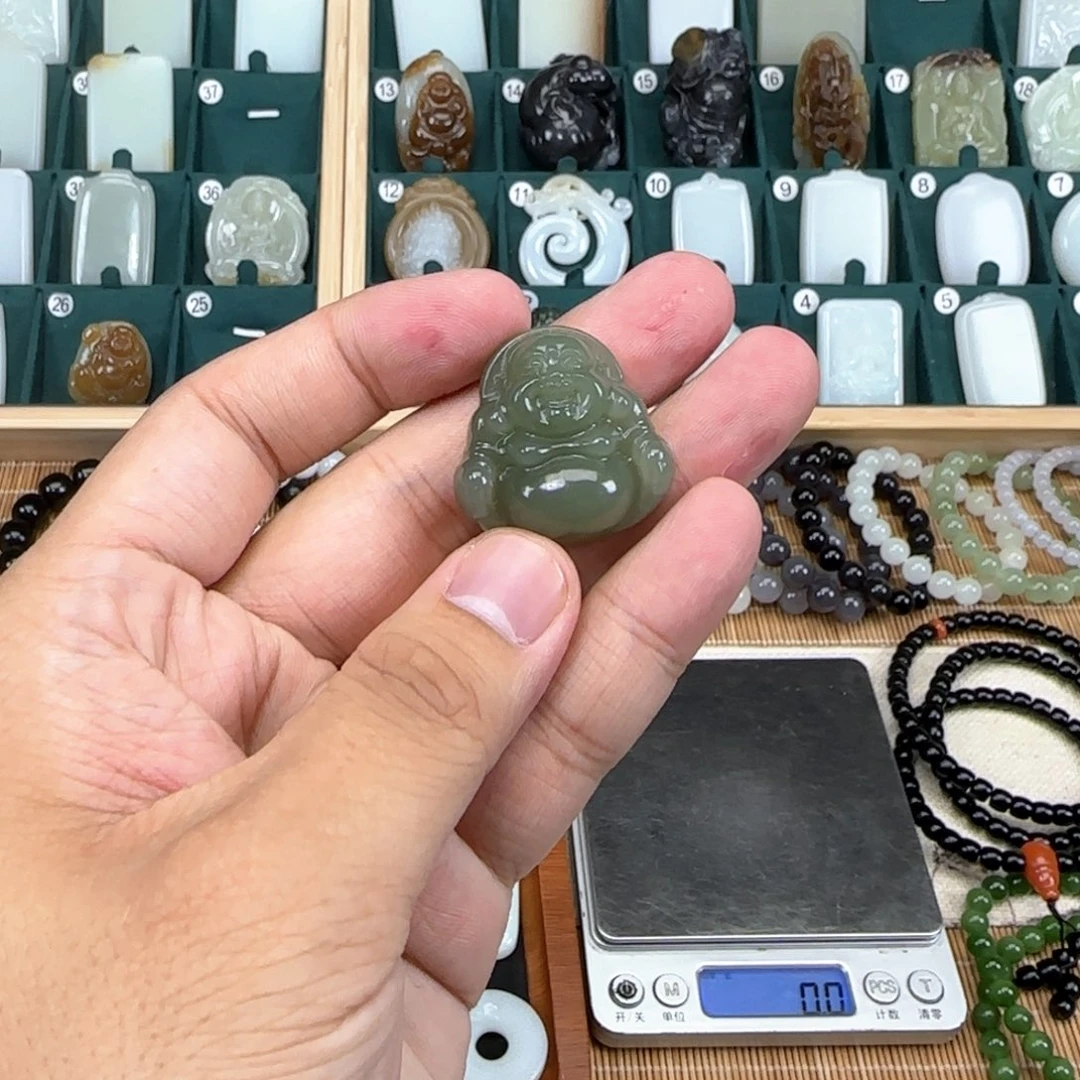 和田玉挂件未镶嵌