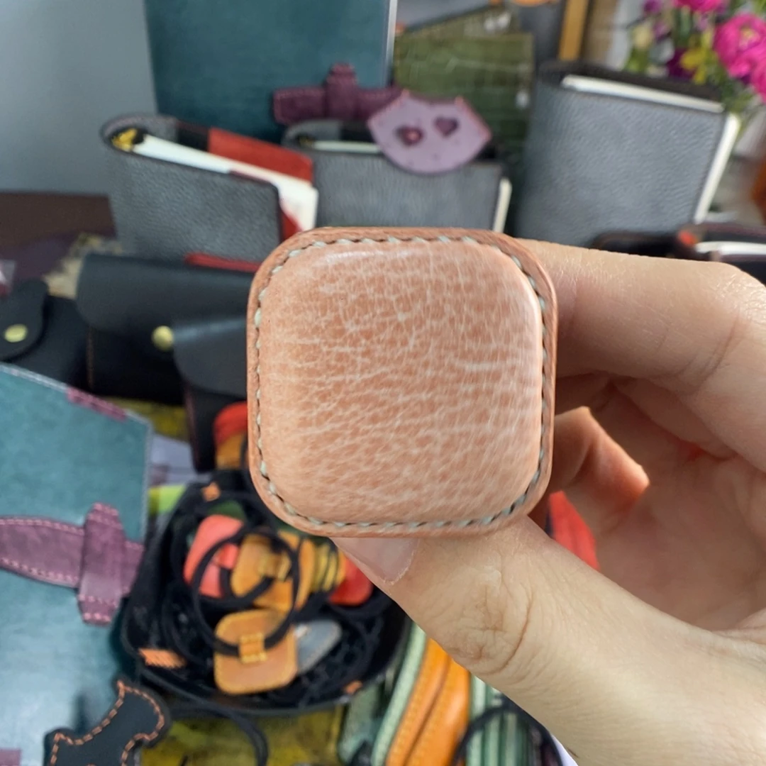 u***8钛合金带子款雾蜡粉方糖➕小礼物