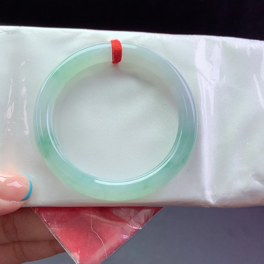 【闪购商品】翡翠手镯未镶嵌a 163375