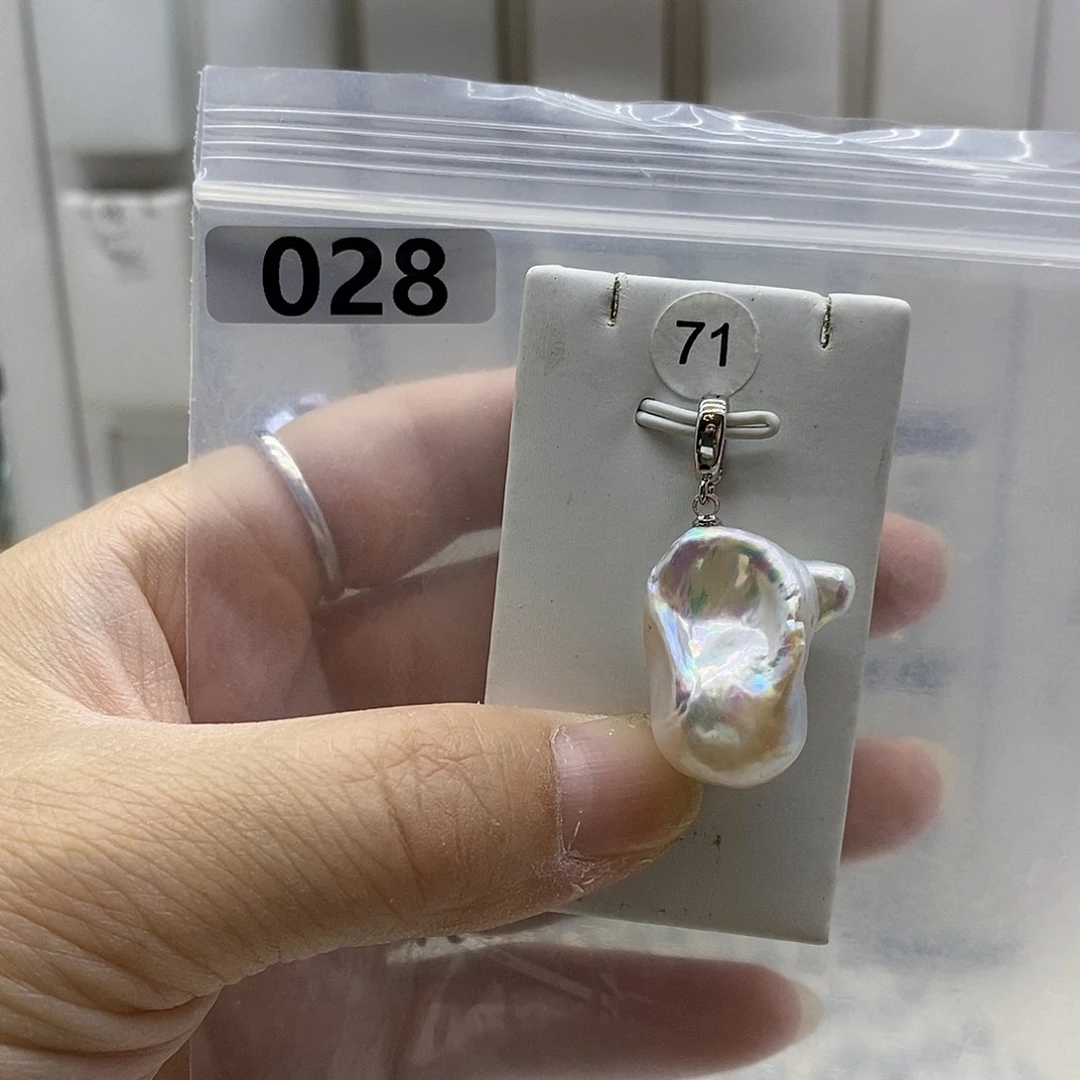 颈饰合金淡水珍珠