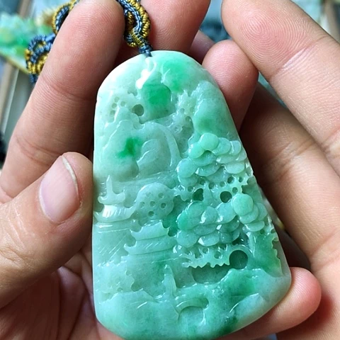 咻***贝颈饰未镶嵌翡翠福豆豆珠宝翡翠颈饰