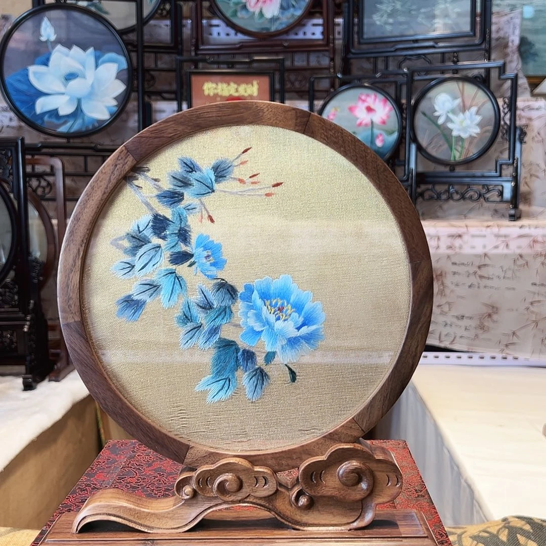 织绣苏绣摆台胡桃木缂丝手工
