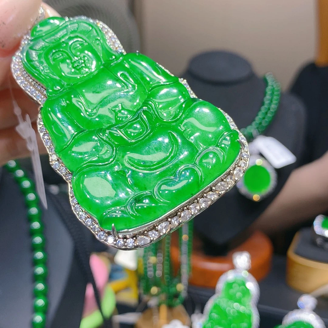 【闪购商品】颈饰银S925镶嵌翡翠6柒姐