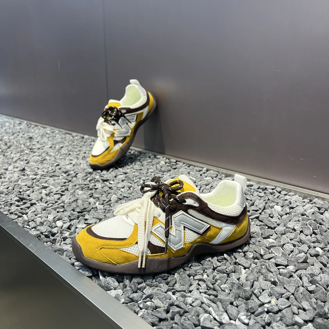 2025夏季新款透气网面德训轻便舒适时尚潮流休闲运动板鞋