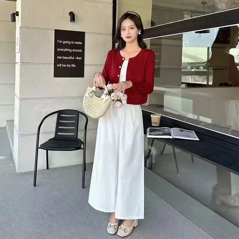 2501春季小个子单排扣针织开衫小吊带+九分直筒阔腿裤三件套装女