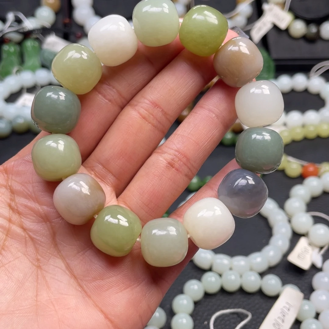 和田玉未镶嵌手链