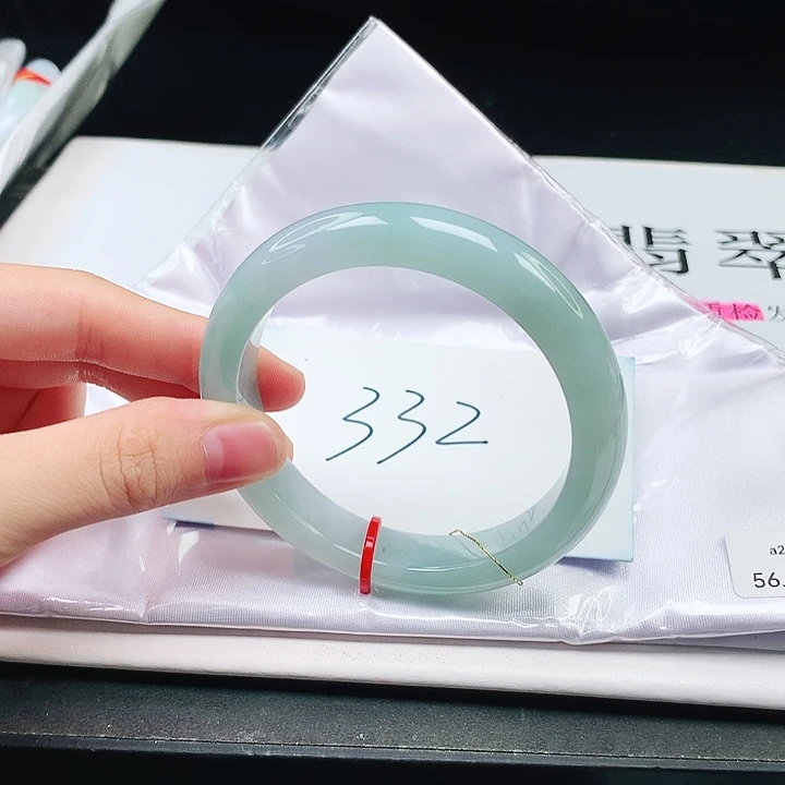 翡翠手镯未镶嵌缅甸天然a货手镯56+