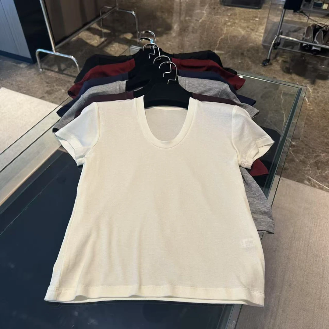 新款简约百搭基础款T恤