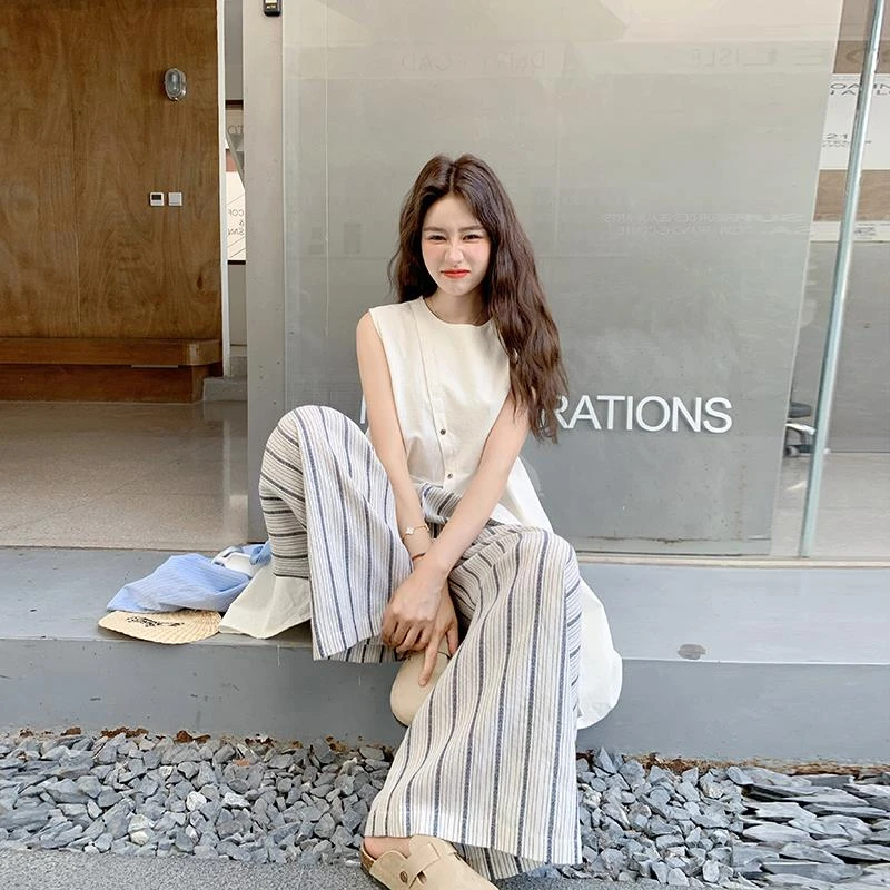 高级松弛感无袖上衣套装女夏季2025新款背心叠穿条纹阔腿裤两件套