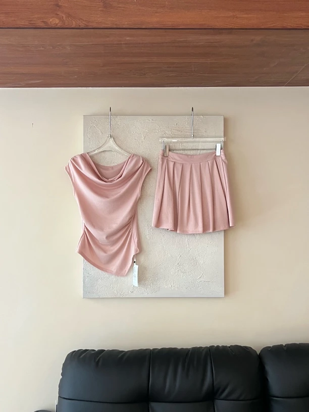 赵小小【恰好时光】一字肩收腰短袖T恤纯欲温柔上衣+半身裙27168