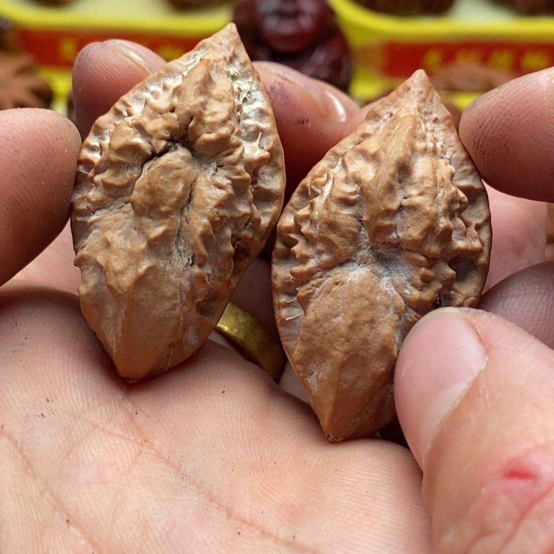 文玩核桃吊坠小涵69