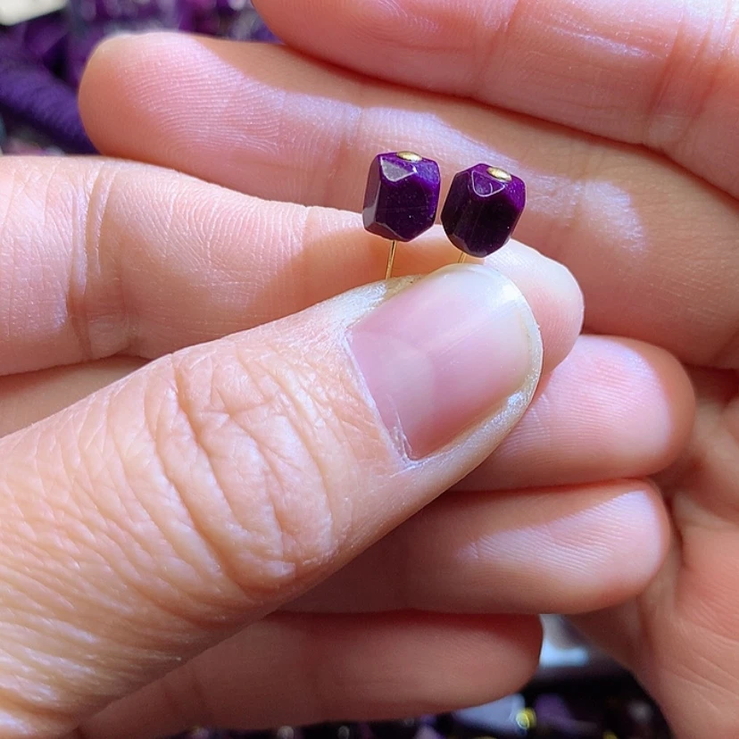 【闪购商品】苏纪石（舒俱来）耳钉18K金镶嵌