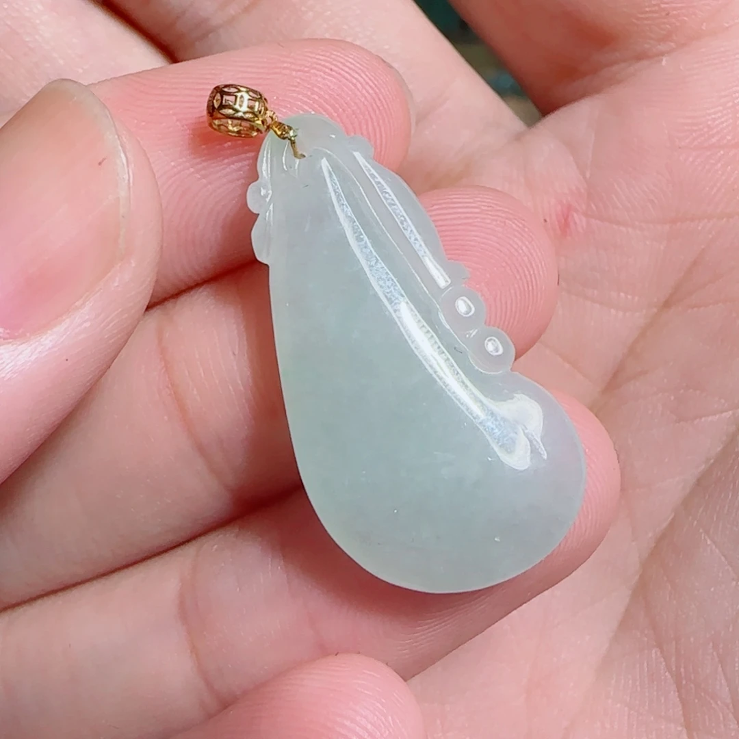 翡翠18K金镶嵌颈饰福瓜