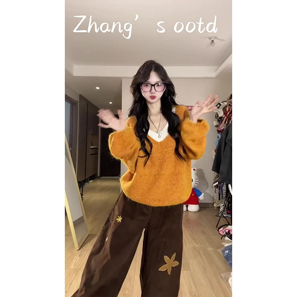 橘色假两件V领套头毛衣女秋冬新款宽松显瘦软糯针织衫裤子套装女