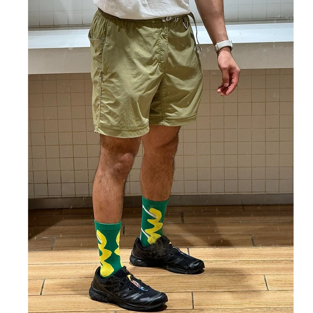 男子户外速干徒步透气宽松运动短裤轻薄健身训练四分短裤