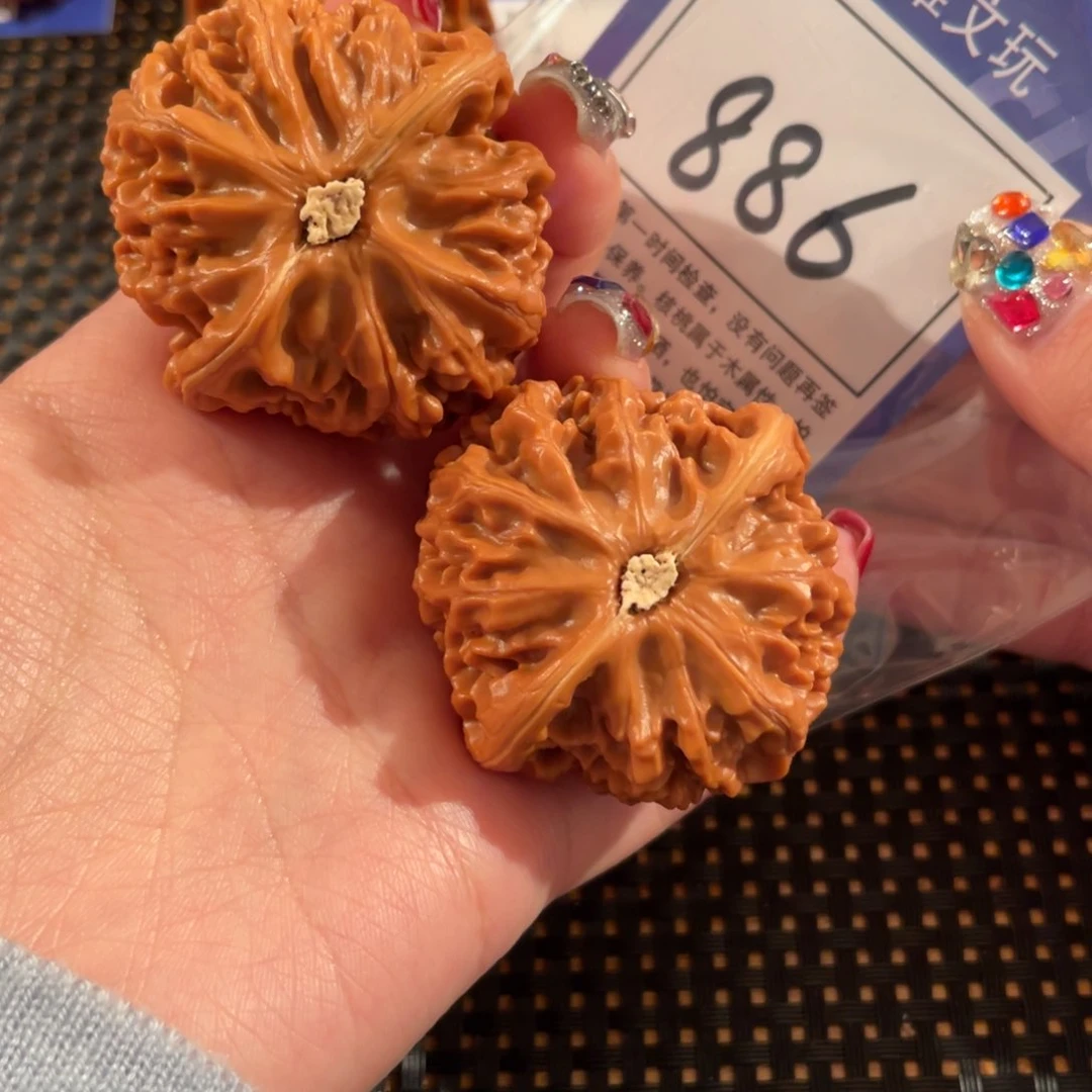 文玩核桃把件张*哈886号43尺宫灯