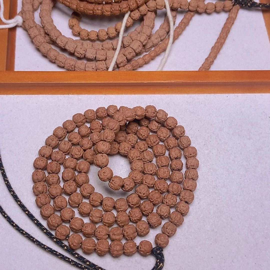 左***串吊坠金刚菩提原桩108