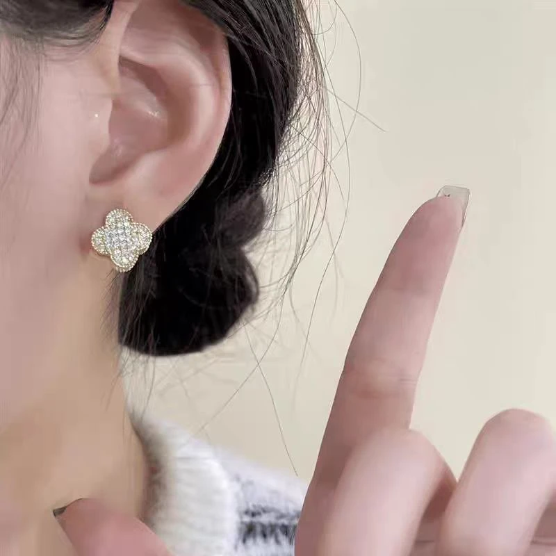 铜合金耳饰 非金属碎钻四叶草法式轻奢简约耳饰L035