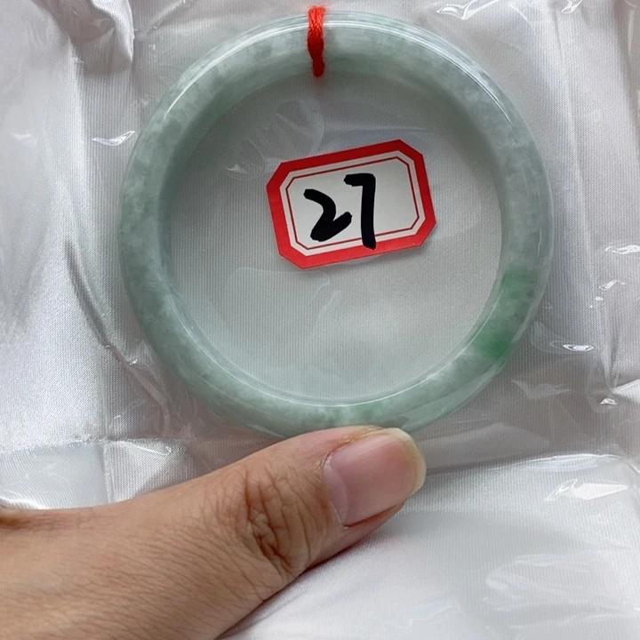 翡翠未镶嵌手镯翡翠