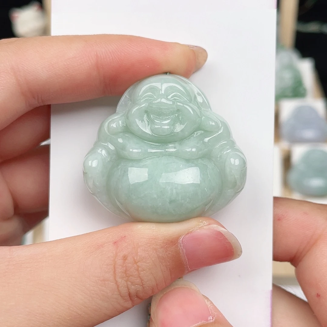 翡翠未镶嵌颈饰佛公