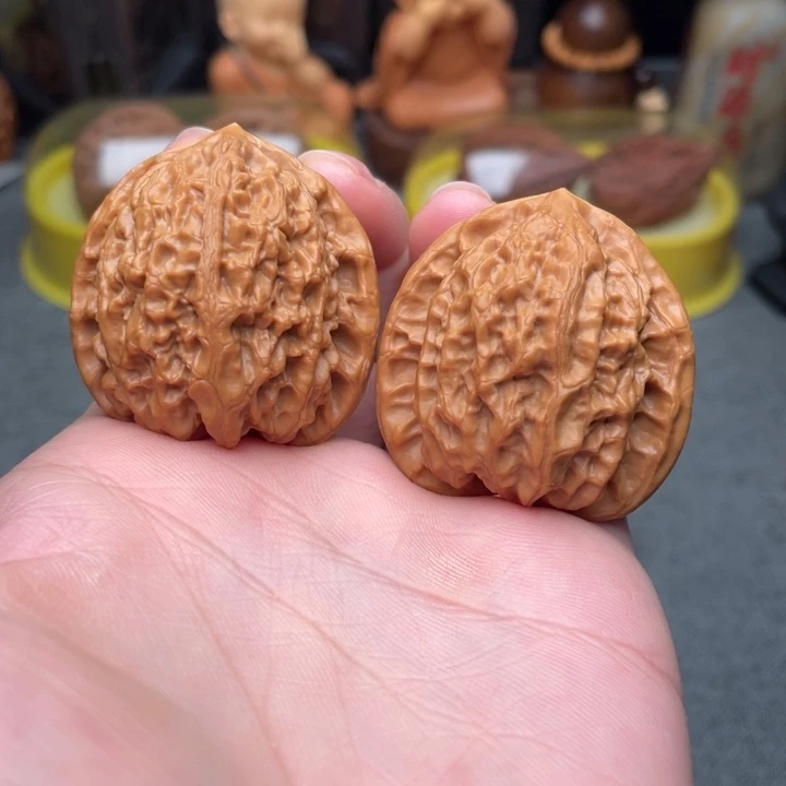 把件文玩核桃金牛37.5修