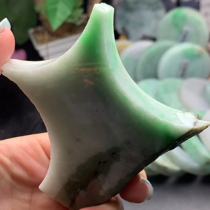 未镶嵌炸30米定制翡翠