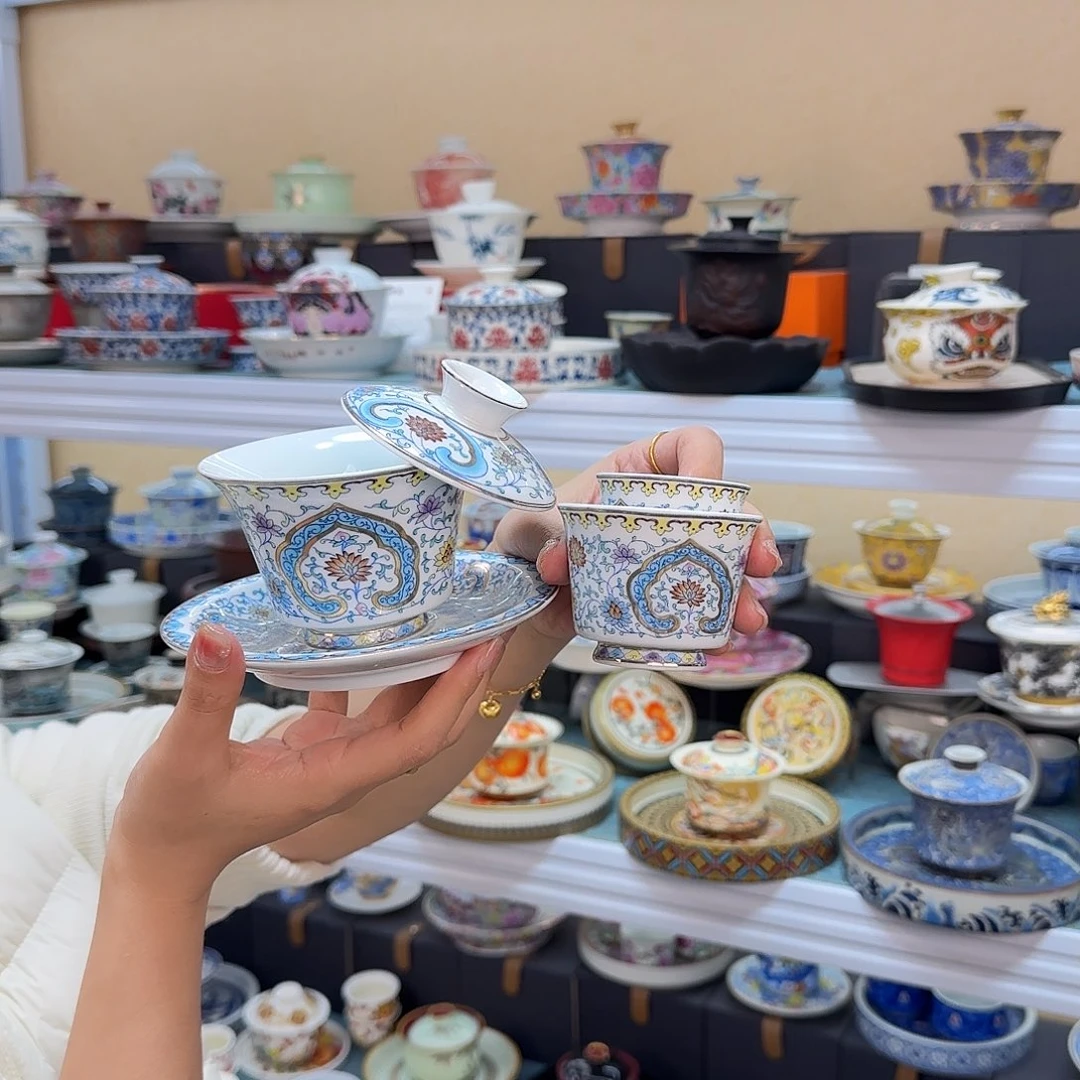 我们都在努力着改变