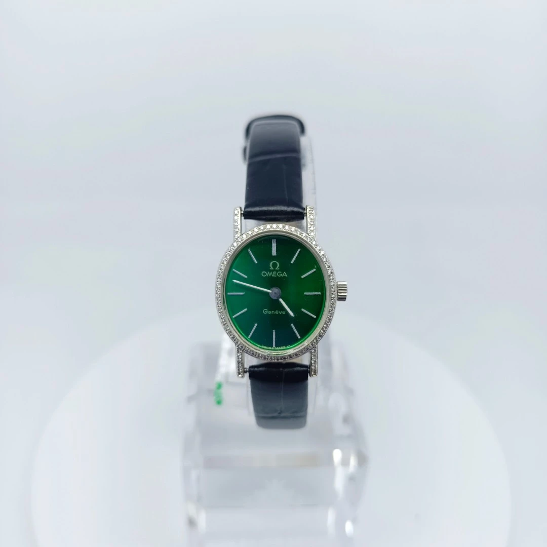 95新 Omega/欧米茄  手动机械后钻23*20.5mm/公价32999/wh9360